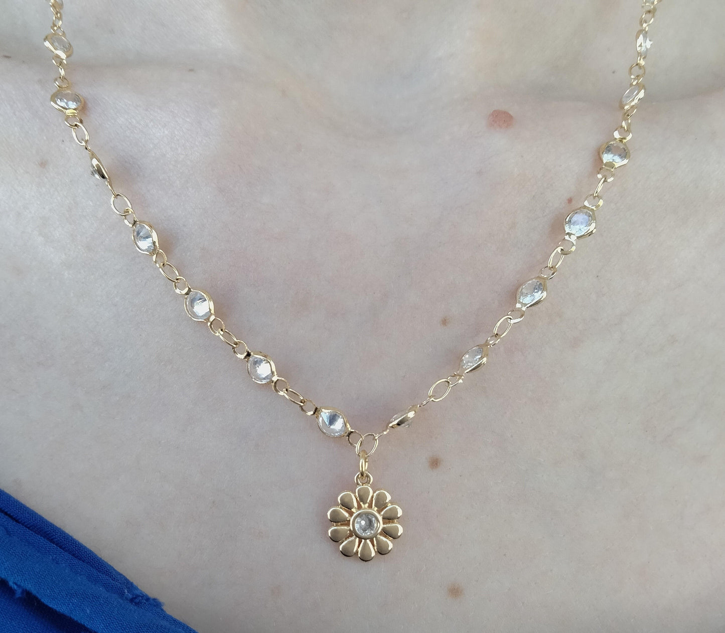 Daisy Necklace and Earring Set